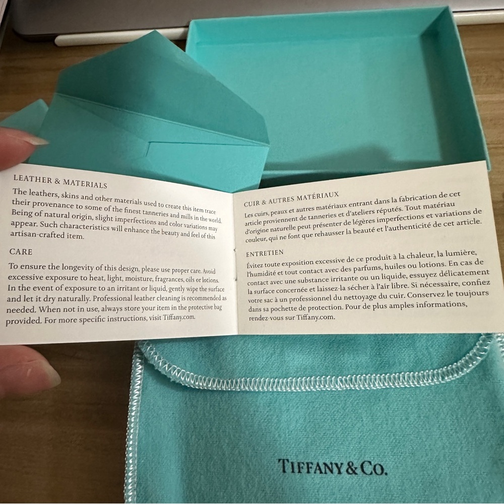 Tiffany & Co Black Leather Card Holder - Picture 12 of 12